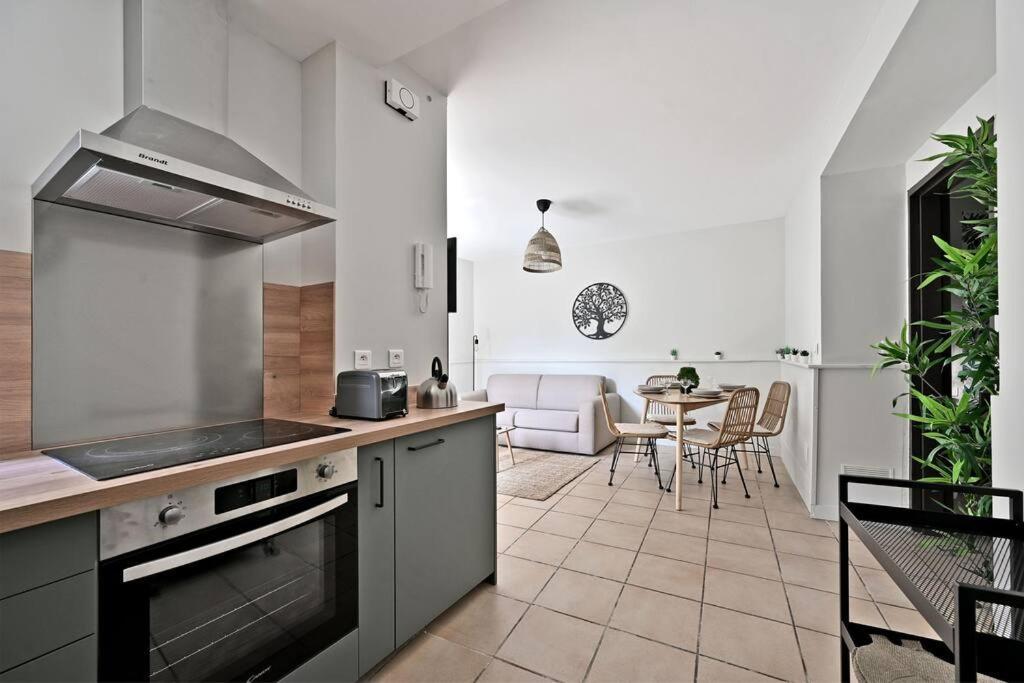 דירות אביניון L'Olivier - 2 Terrasses - Clim Ac - Wifi - Proche Theatres מראה חיצוני תמונה